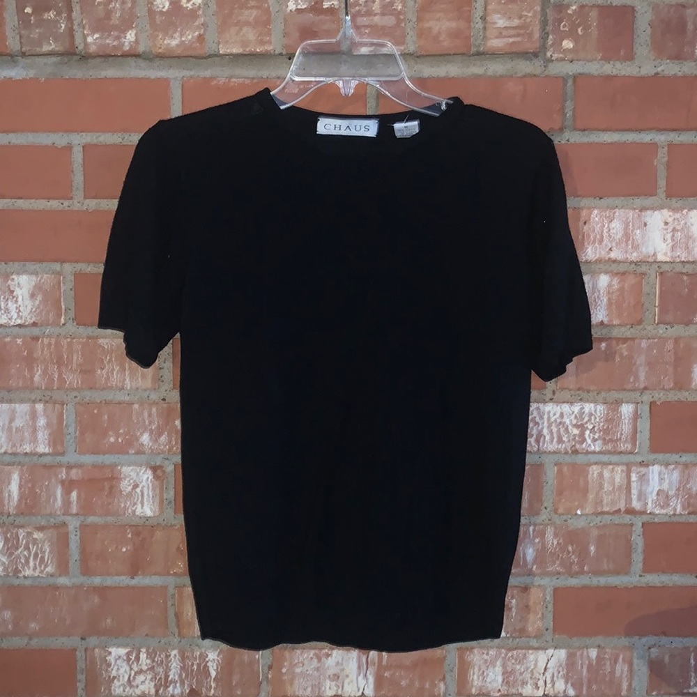 Chaus top